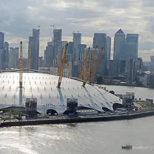  Апартаменты Canary Wharf