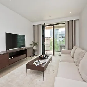Apartment Elegant And Modern In Canary Wharf Right Next To Thames, London